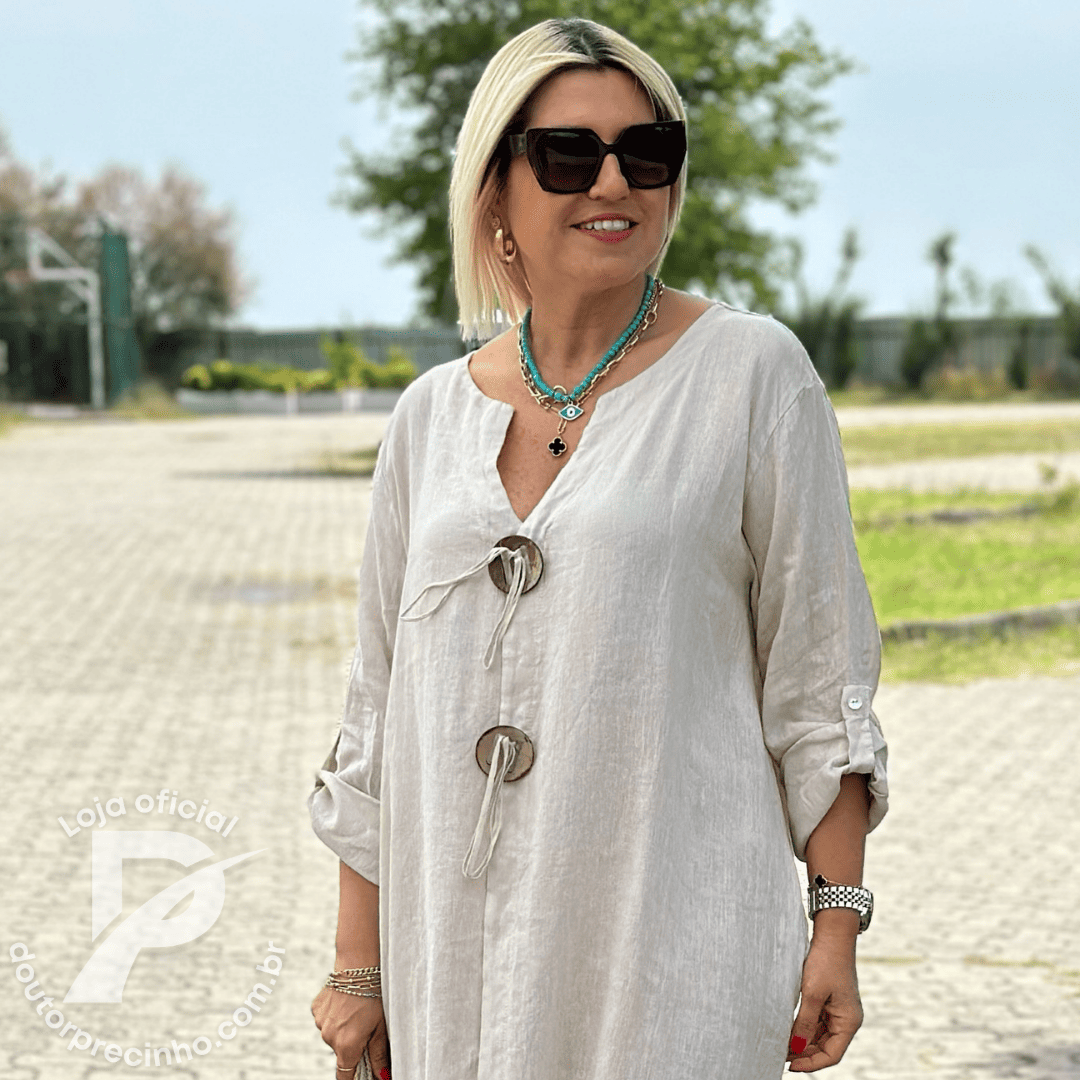 Vestido Feminino Aurora - Modelo Longo com Botões Decorativos e Mangas 3/4