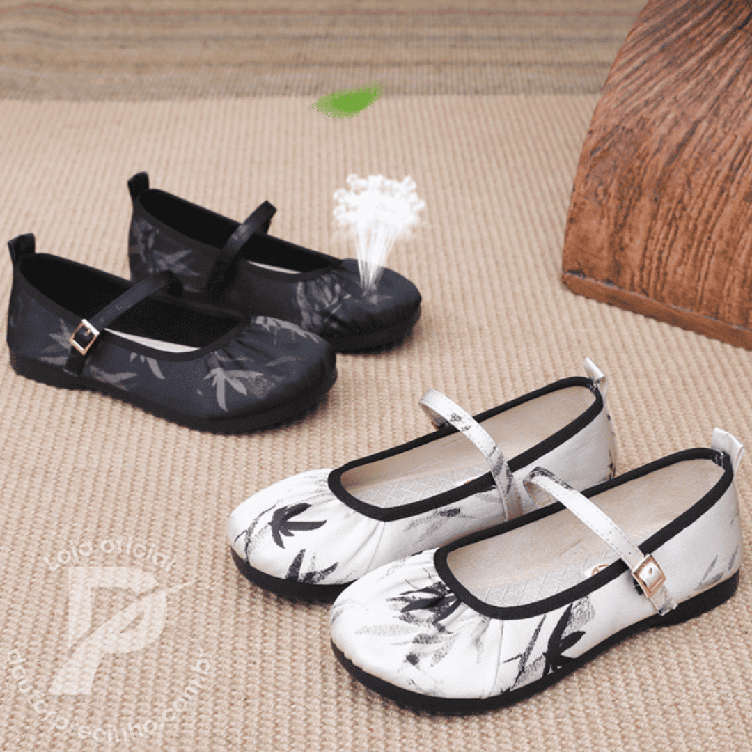 Sapatilha Feminina Freya - Design Delicado com Estampa Floral e Fecho de Fivela