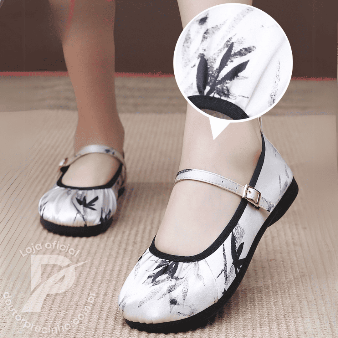 Sapatilha Feminina Freya - Design Delicado com Estampa Floral e Fecho de Fivela