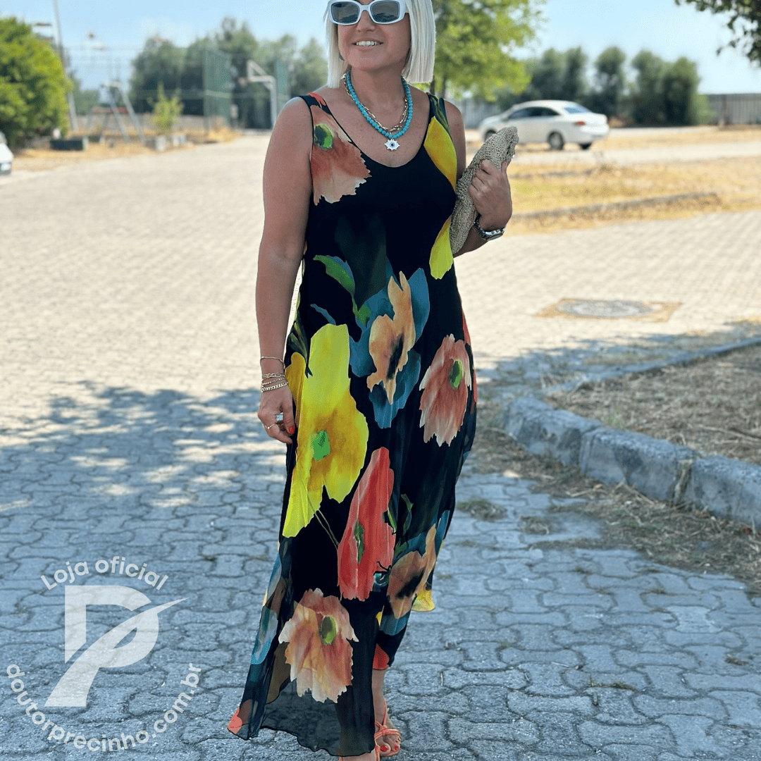 Vestido Feminino Camila - Modelagem Fluida com Estampa Floral Vibrante