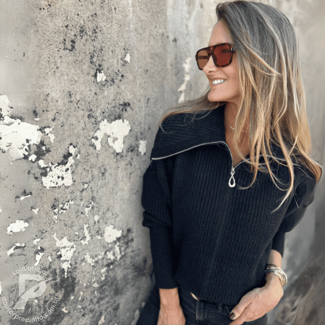 Blusa Feminina com Zíper e Gola Alta Clarissa