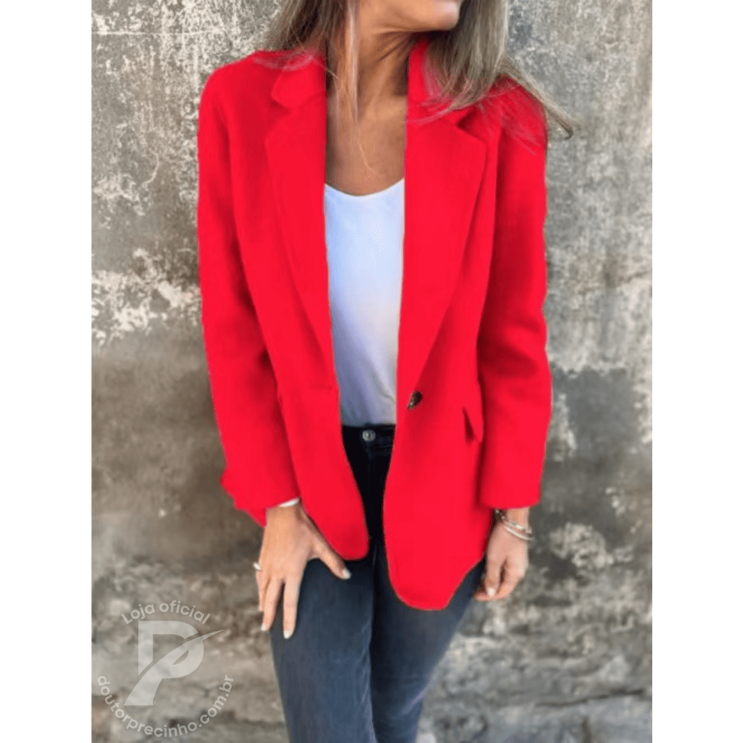 Blazer Feminino Elegante com Corte Acinturado e Lapela Clássica – Modelo Tarsila