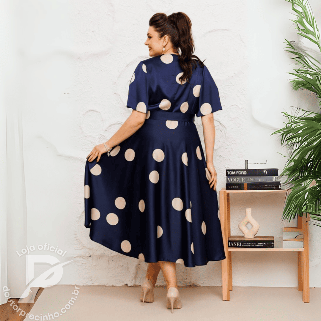 Vestido Pilar – Elegância, Movimento e Charme em Cada Detalhe