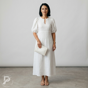 Vestido Romina – Elegância Atemporal com um Toque Moderno