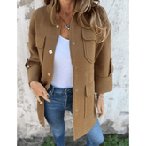 Casaco Feminino Térmico com Bolsos Grandes e Botões – Modelo Mirelle