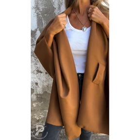 Casaco Maressa – Estilo Capa com Modelagem Ampla e Caimento Elegante