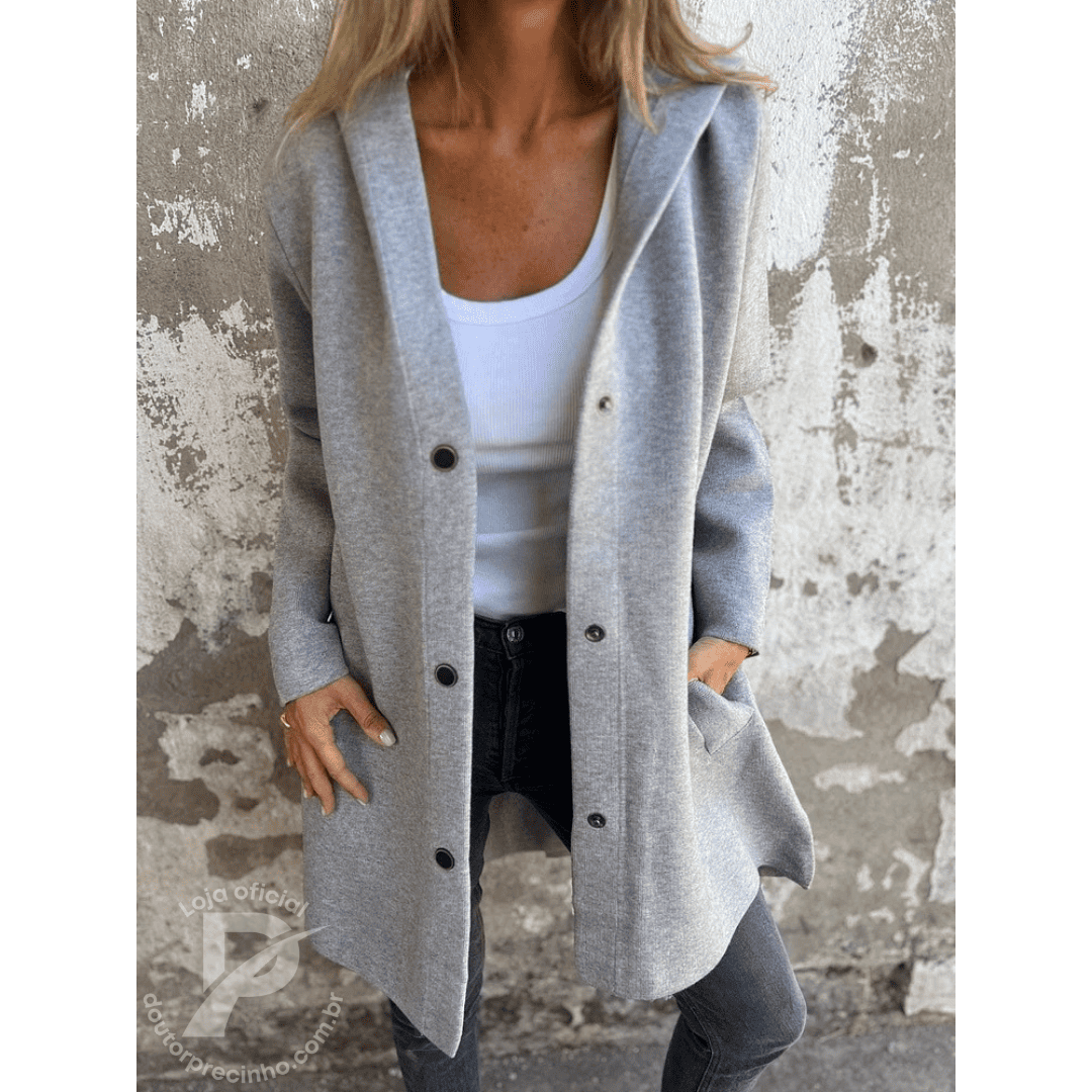 Casaco Feminino Elegante com Caimento Reto e Gola Estruturada – Modelo Loreta