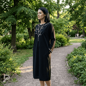 Vestido Calandra - Mistério Elegante com Presença que Impressiona