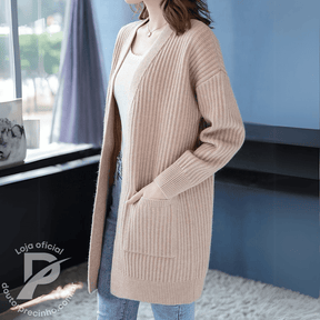 Cardigan Feminino Estela em Tricô Grosso com Bolsos Frontais – Conforto Elegante