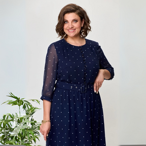 Vestido Tâmara – Delicadeza e Sofisticação em Cada Movimento