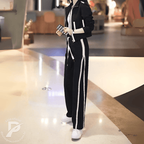 Conjunto Esportivo Feminino Vayla - Jaqueta com Zíper e Calça com Listras Laterais