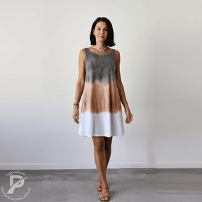 Vestido Arlisse - Simplicidade luminosa