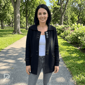 Casaco Lirian – Elegância Clássica Com Um Toque Moderno