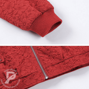 Jaqueta Nerina – Conforto Térmico e Estilo com Toque Floral