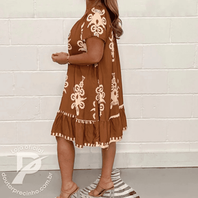 Vestido Feminino Isadora - Modelagem Solta com Estampa Delicada e Mangas Curtas