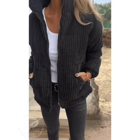 Casaco Feminino Acolchoado em Veludo Cotelê com Gola Alta – Fiama
