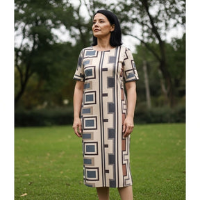 Vestido Adélia – Elegância Atemporal com Estilo Moderno